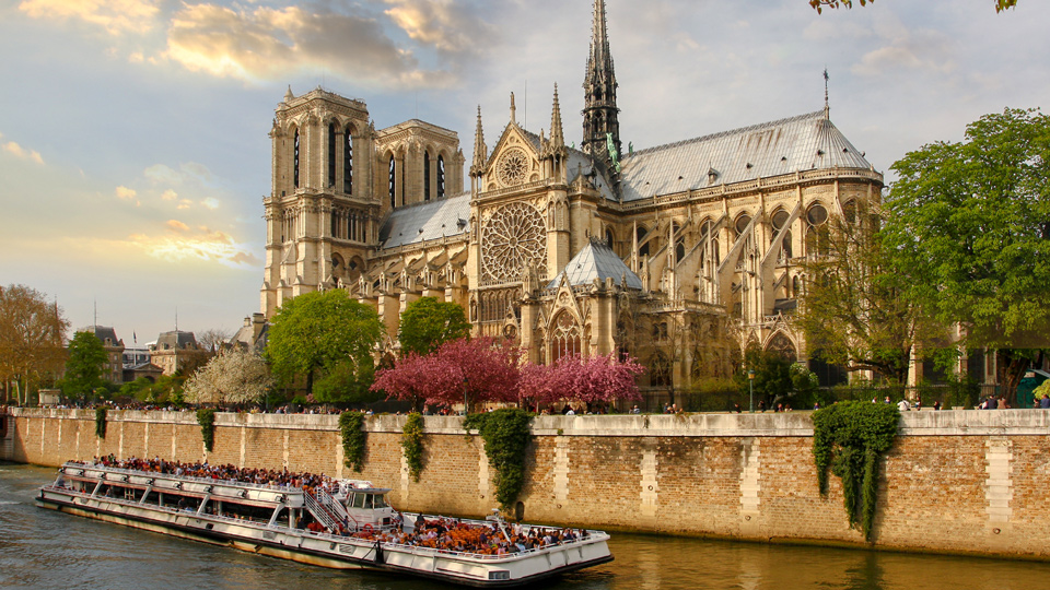 Das gotische Wunder von Paris, die Kathedrale Notre Dame - (Foto: © Samot/Shutterstock)