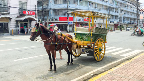 Pferdekutsche in Manilas altem Kolonialviertel Intramuros - (Foto: ©AkaratPhasura/istock.com) 