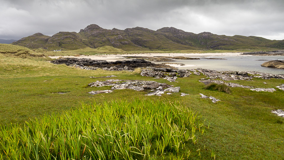 Sanna Beach und dahinter die Caldera von Ardnamurchan - (Foto: ©Stephan Goldmann)