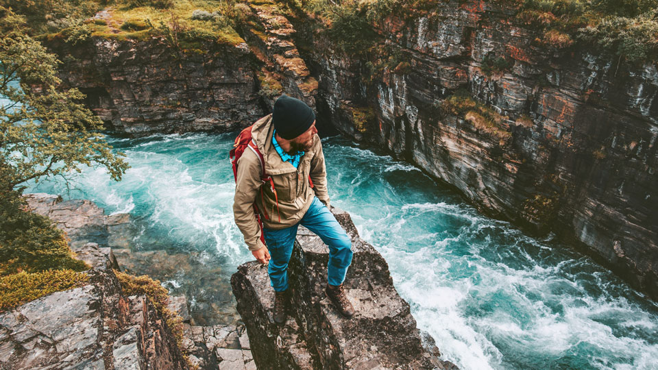 Die wilde Schönheit der schwedischen Nationalparks muss man gesehen haben, um sie zu glauben - (Foto: © Everste / Getty Images / iStockphoto)