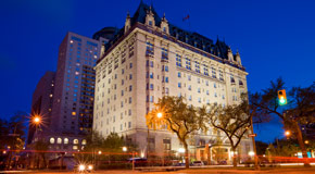 Wer sich traut, verbringt eine Nacht in Zimmer 202 im Fort Garry Hotel in Winnipeg - (Foto: © Benedek / Getty Images)