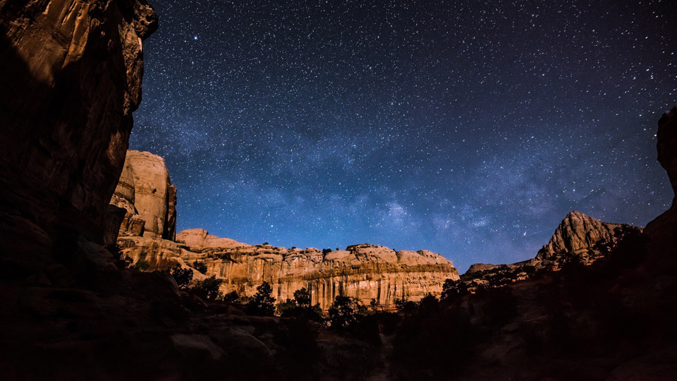 Torrey in Utah ist ein erstklassiger Ort, um Sterne in der Nähe des Capitol Reef-Nationalparks zu beobachten - (Foto: ©Scott Barlow / Getty Images)