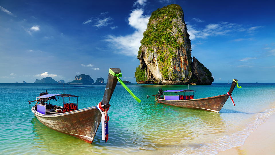 Tropenstrand an der Andaman See in Thailand - (Foto: ©Dmitry Pichugin/500px Royalty Free)