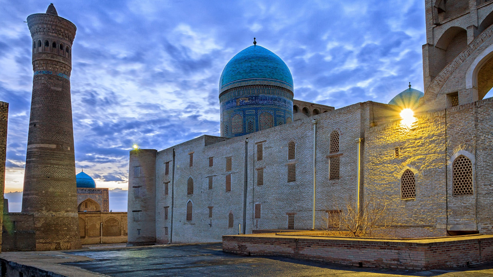 Selbst Dschingis Khan konnte es nicht über sich bringen, das Kalon-Minarett niederzureißen - Foto: ©Gusamutdinov)