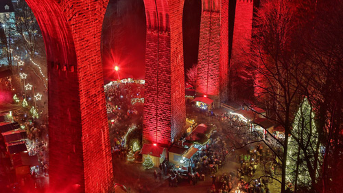 Weihnachtsmarkt in der Ravennaschlucht - (Foto: @Hochschwarzwald Tourismus GmbH)