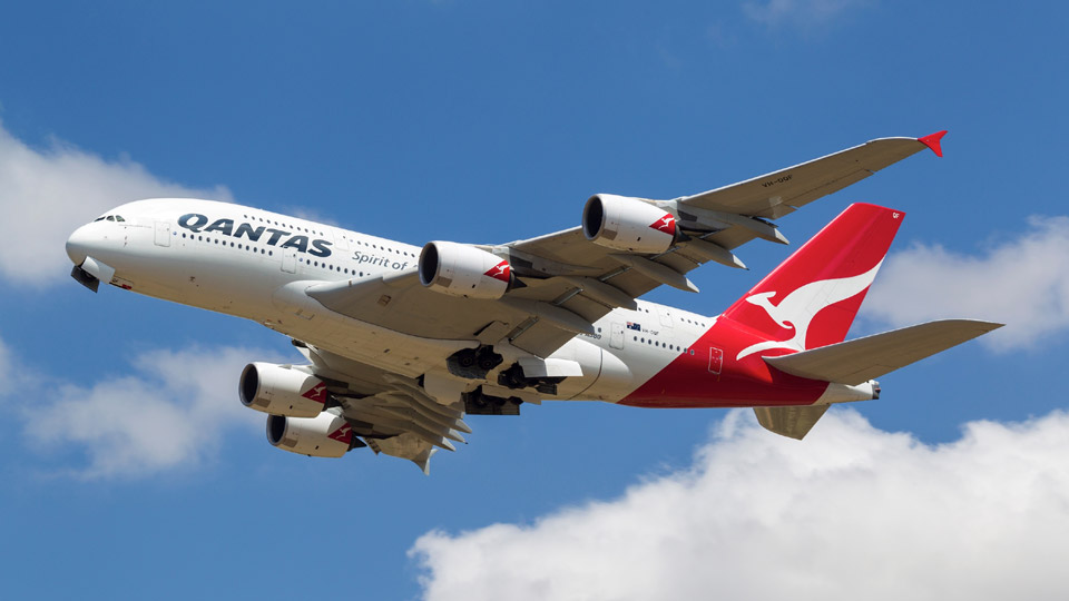Die australische Fluggesellschaft Qantas hat sich verpflichtet, bis 2020 auf Einwegplastik zu verzichten - (Foto: © RyanFletcher / Getty Images)
