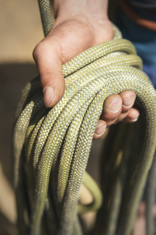 Seile sind eines der wenigen erlaubten Hilfsmittel. ©Jonathan Stokes