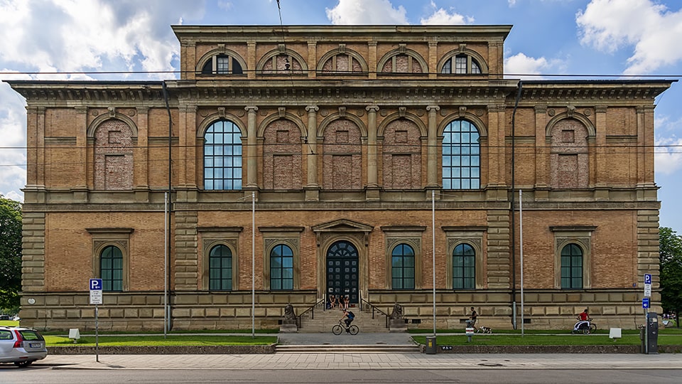 Die Alte Pinakothek beherbergt eine der bedeutendsten Sammlungen der Welt, ©Nenad Nedomacki/Shutterstock