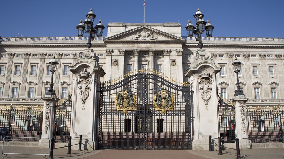 Blick auf den "echten" Buckingham Palace, ©Renata Sedmakova/shutterstock